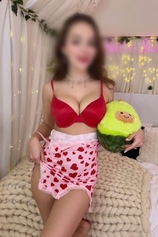 Проститутка Адриана